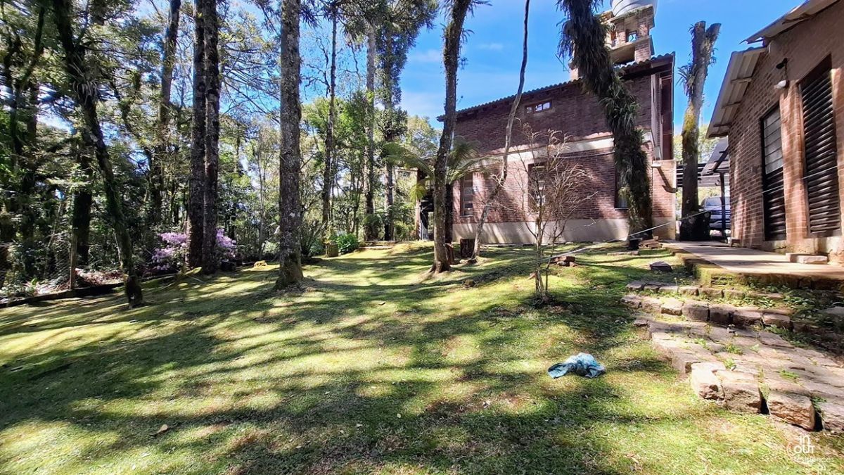 Belíssima  Casa 3 Dormitórios na Vila Suzana em Canela