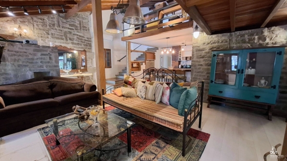 Belíssima  Casa 3 Dormitórios na Vila Suzana em Canela