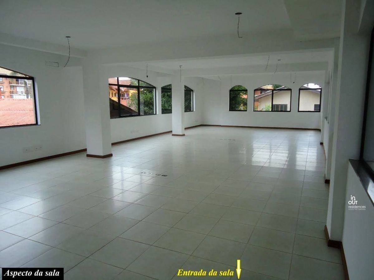 Sala comercial no centro de Gramado com excelente infraestrutura