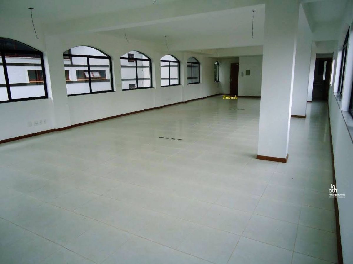 Sala comercial no centro de Gramado com excelente infraestrutura