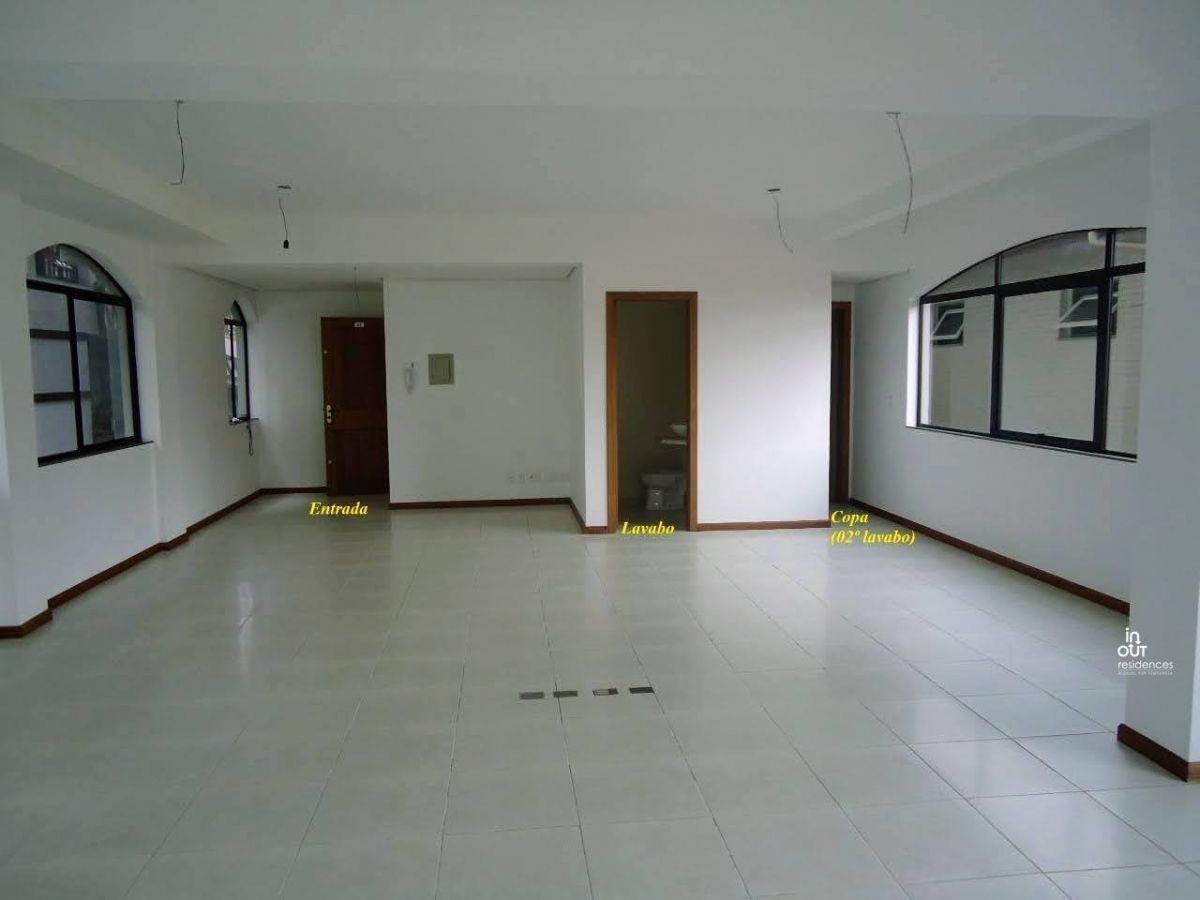 Sala comercial no centro de Gramado com excelente infraestrutura