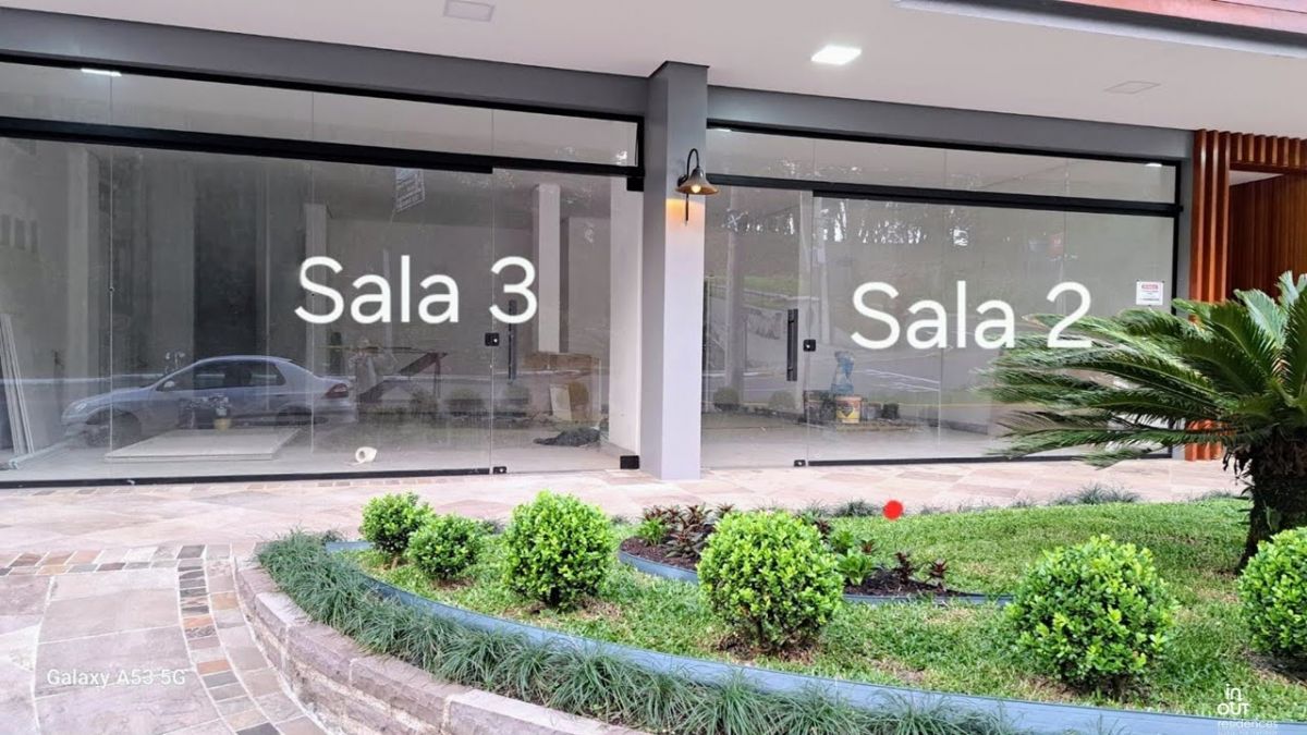 Sala comercial nova na Av. Borges de Medeiros Gramado