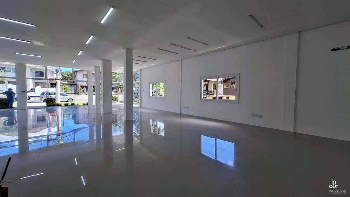 Grande sala comercial no bairro Avenida Central