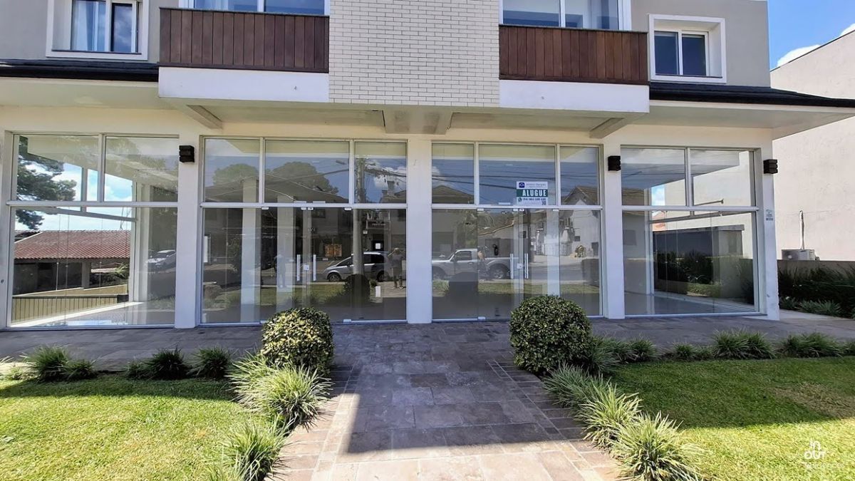 Grande sala comercial no bairro Avenida Central