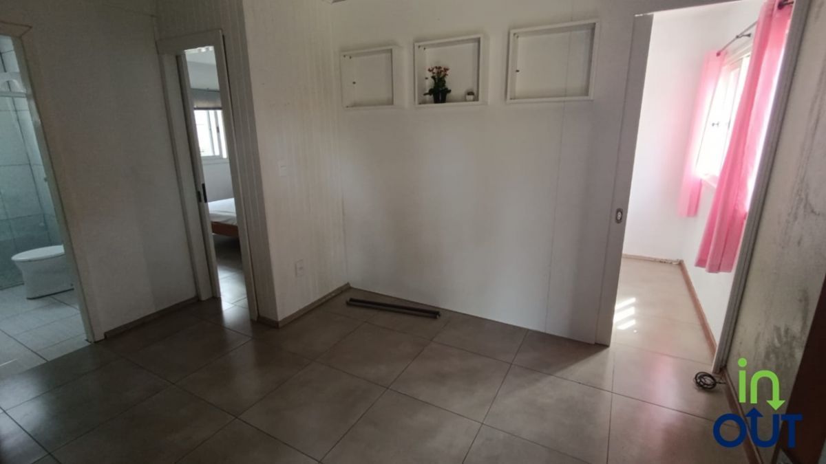 Apartamento de 2 quartos semi-mobiliado em Gramado