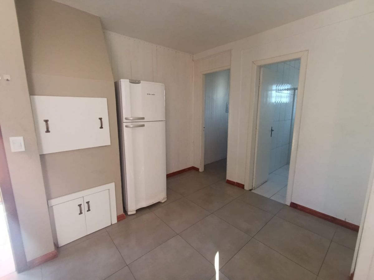 Apartamento de 2 quartos semi-mobiliado em Gramado