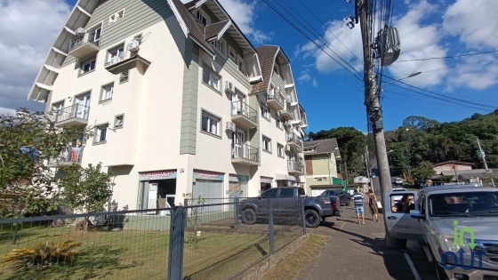 Apartamento com 2 quartos no bairro Dutra