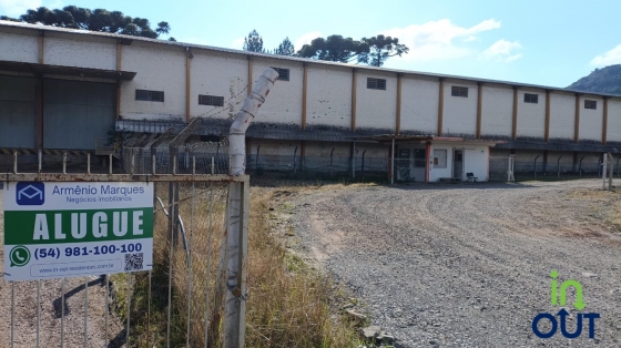 Pavilhão Comercial - Industrial em Gramado, espaço Amplo e Estratégico