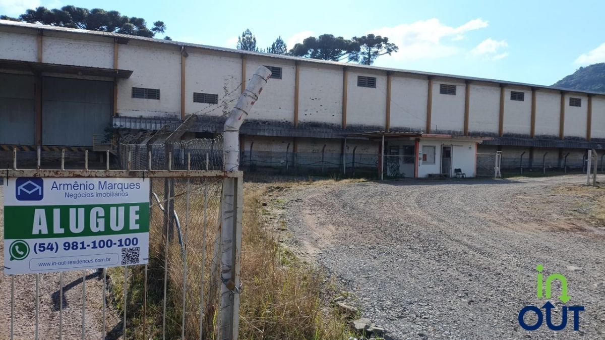 Pavilhão Comercial - Industrial em Gramado, espaço Amplo e Estratégico
