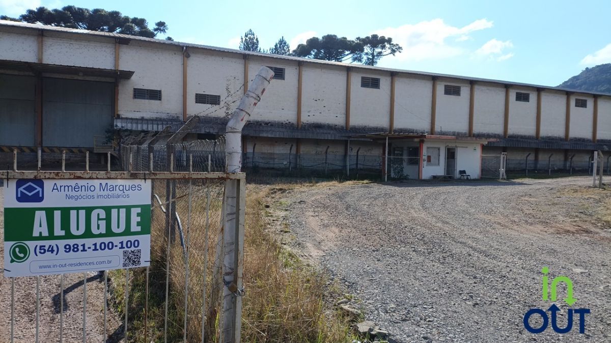 Pavilhão Comercial - Industrial em Gramado, espaço Amplo e Estratégico